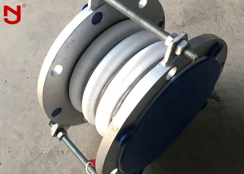 Non attacchi i giunti di dilatazione dei soffietti di Ptfe ondulati con la flangia dell'ANSI delle BS di BACCANO